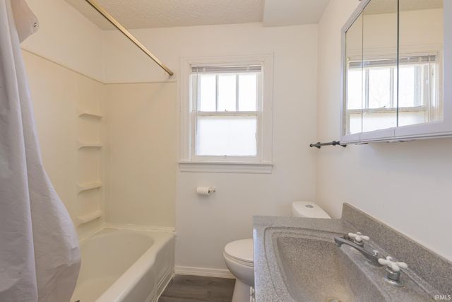 2405 W 9th Street, Muncie, IN 47302