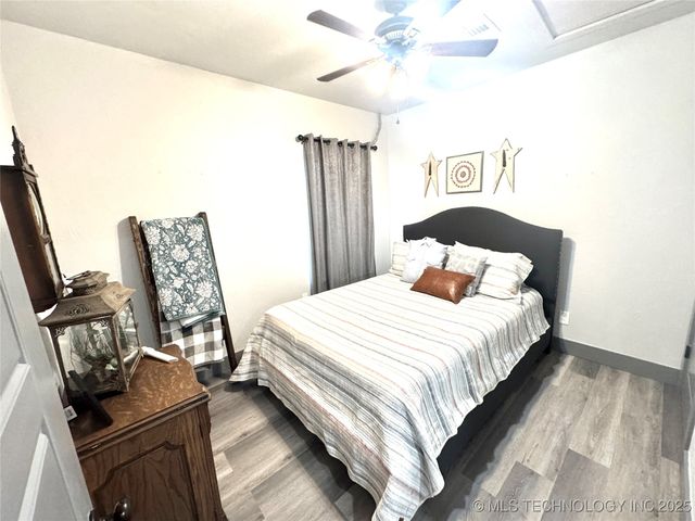 421298 E 1168 Road, Eufaula, OK 74432