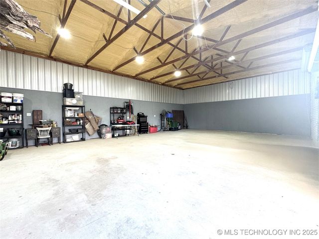 421298 E 1168 Road, Eufaula, OK 74432