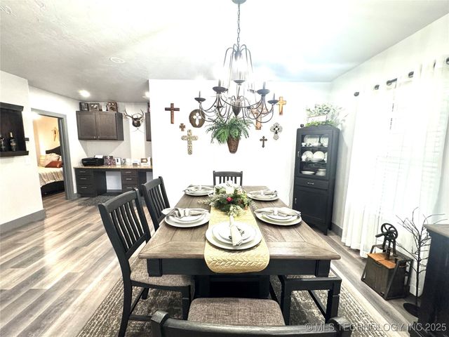 421298 E 1168 Road, Eufaula, OK 74432