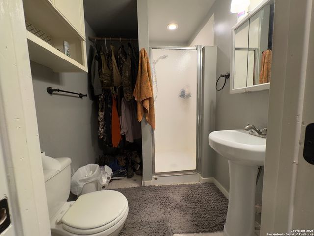 3124 Fm 2673, Canyon Lake, TX 78133