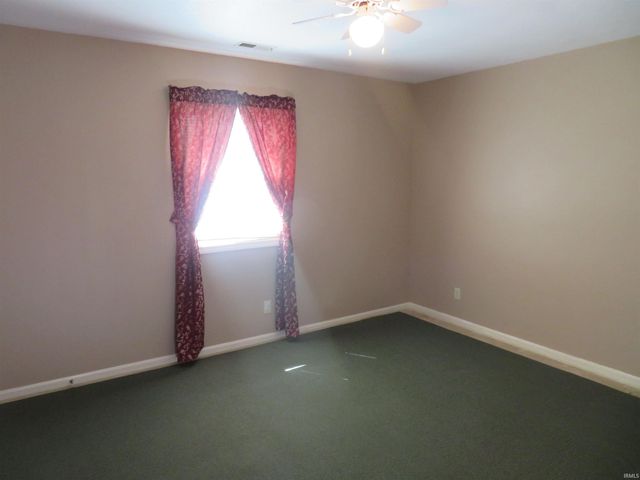 7511 Middlefleid Road, Newburgh, IN 47630