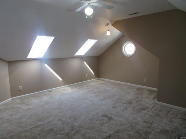 7511 Middlefleid Road, Newburgh, IN 47630