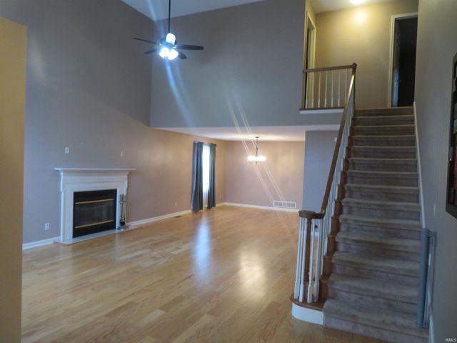 7511 Middlefleid Road, Newburgh, IN 47630