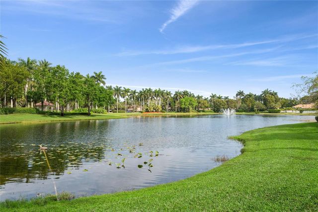 4070 Sanderling Lane, Weston, FL 33331