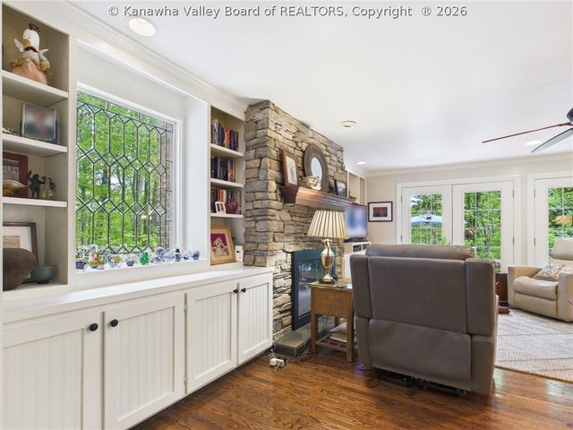 1621 Ridgeview Road, Charleston, WV 25314