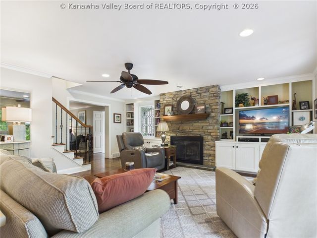 1621 Ridgeview Road, Charleston, WV 25314