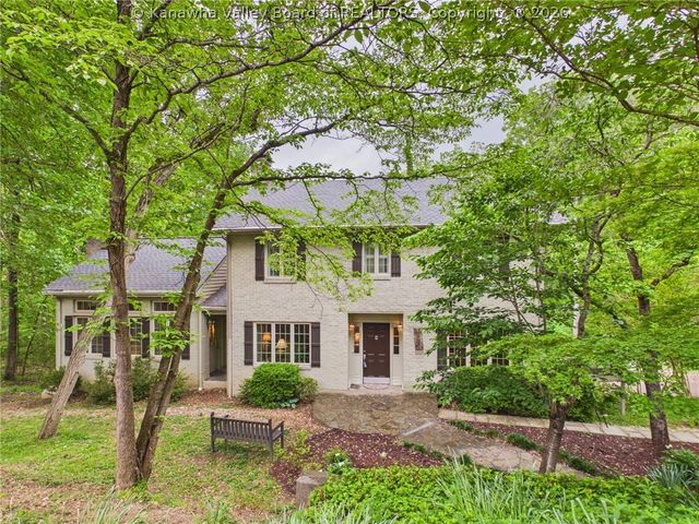 1621 Ridgeview Road, Charleston, WV 25314