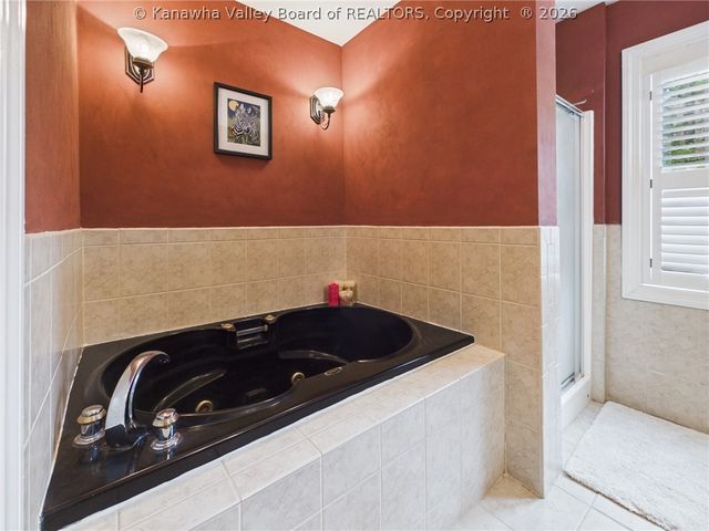 1621 Ridgeview Road, Charleston, WV 25314
