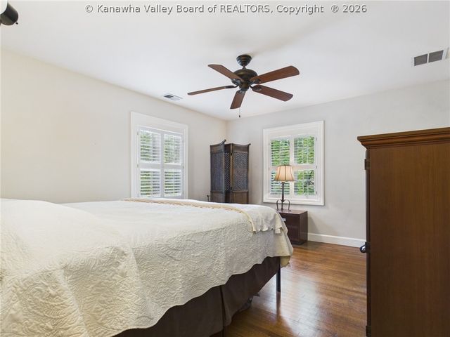 1621 Ridgeview Road, Charleston, WV 25314