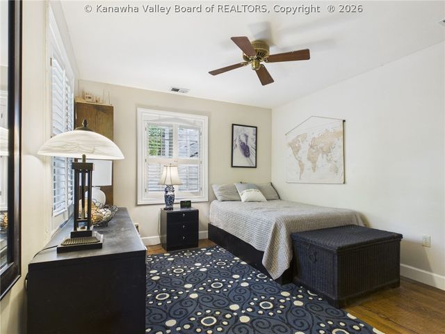 1621 Ridgeview Road, Charleston, WV 25314