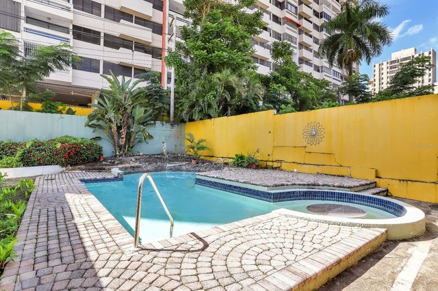 . GENOVA STREET G-10, Guaynabo, PR 00966