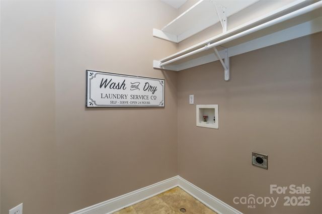 14211 Harvington Drive, Huntersville, NC 28078