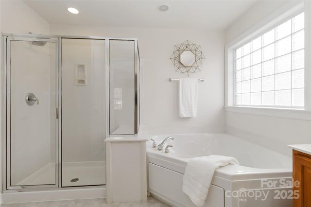 14211 Harvington Drive, Huntersville, NC 28078