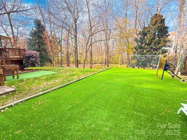 14211 Harvington Drive, Huntersville, NC 28078