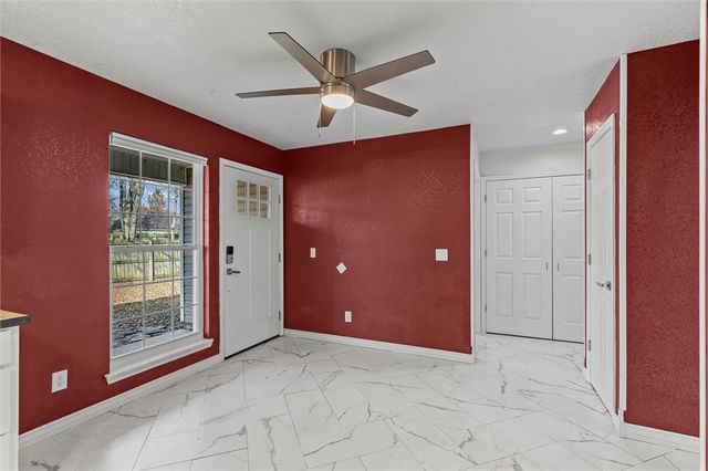 2749 Jessica Place, Fayetteville, AR 72701