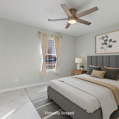 2749 Jessica Place, Fayetteville, AR 72701