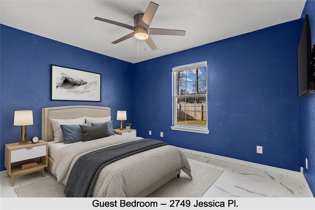 2749 Jessica Place, Fayetteville, AR 72701