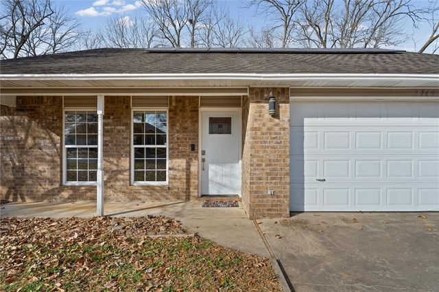 2749 Jessica Place, Fayetteville, AR 72701