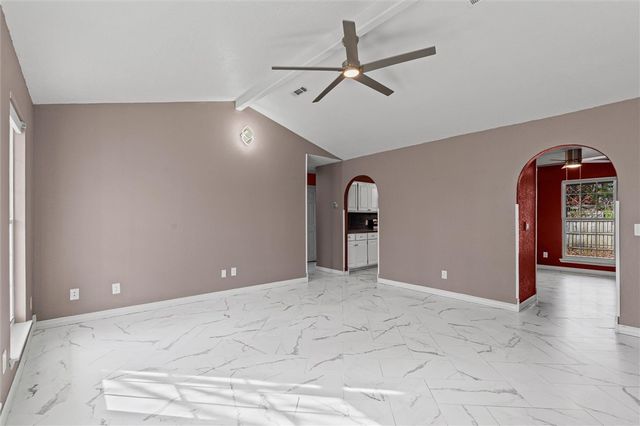 2749 Jessica Place, Fayetteville, AR 72701