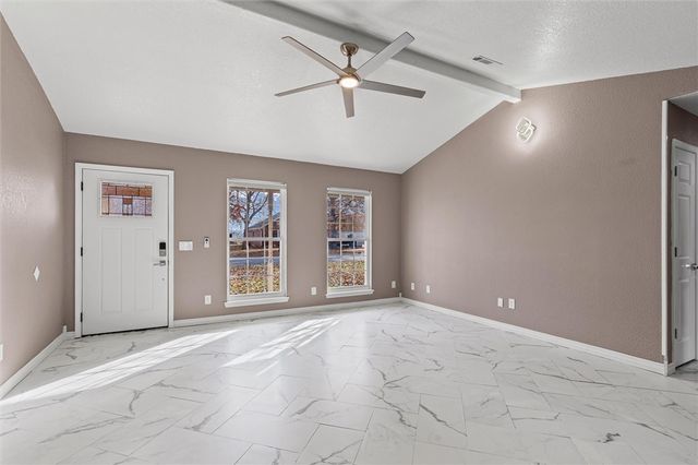 2749 Jessica Place, Fayetteville, AR 72701