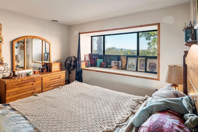 2820 Highlands Blvd, Spring Valley, CA 91977