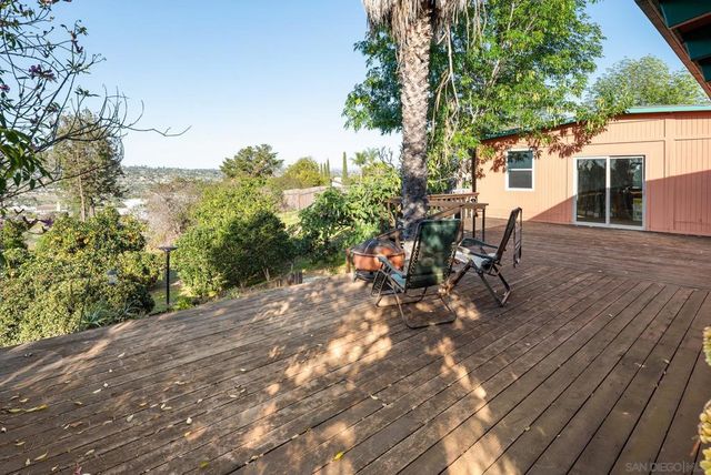 2820 Highlands Blvd, Spring Valley, CA 91977