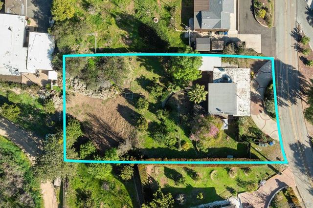 2820 Highlands Blvd, Spring Valley, CA 91977