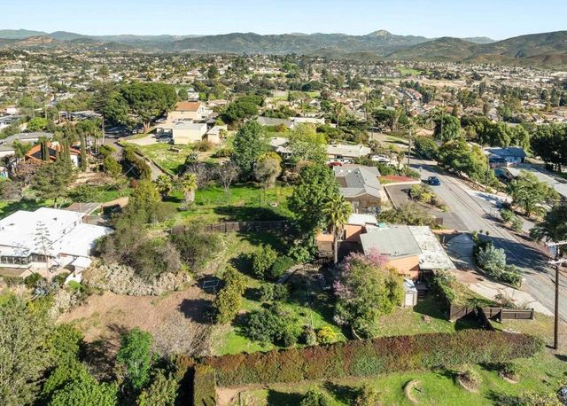 2820 Highlands Blvd, Spring Valley, CA 91977