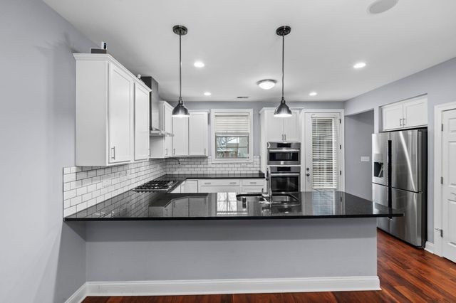 3222 Beacon Street, Lexington, KY 40513