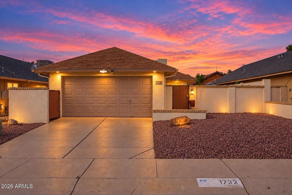1732 E VILLA MARIA Drive, Phoenix, AZ 85022 — exterior