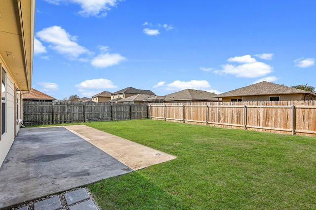 116 Mallard LN, Leander, TX 78641