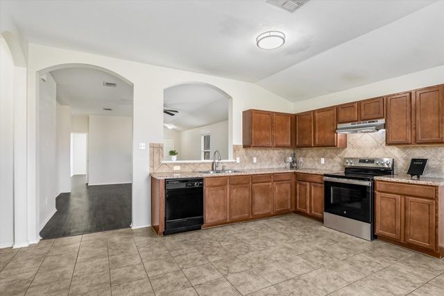 116 Mallard LN, Leander, TX 78641