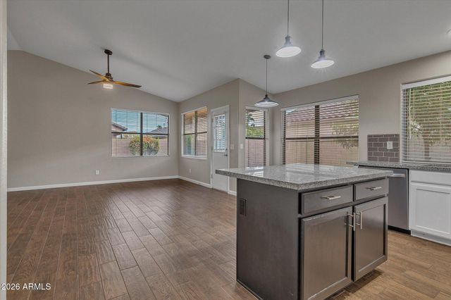 1816 E Morgan Drive, Gilbert, AZ 85295