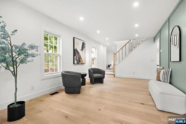 21 Snyder Avenue, Ramsey, NJ 07446