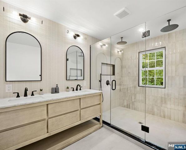 21 Snyder Avenue, Ramsey, NJ 07446