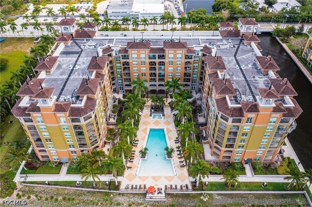 2825 Palm Beach BLVD 618, Fort Myers, FL 33916
