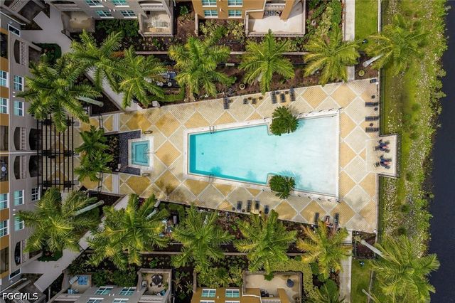 2825 Palm Beach BLVD 618, Fort Myers, FL 33916