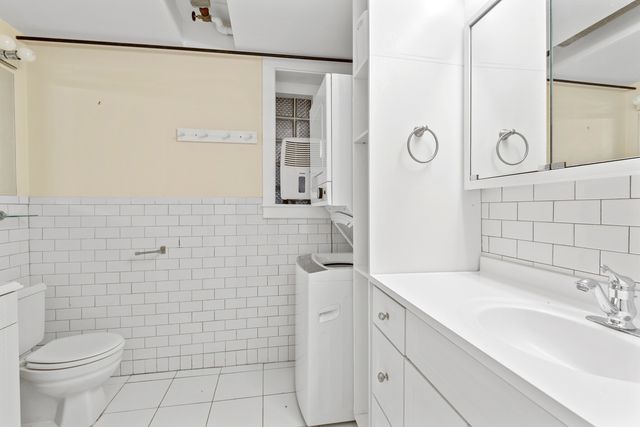 2749 N Hampden Court 1G, Chicago, IL 60614