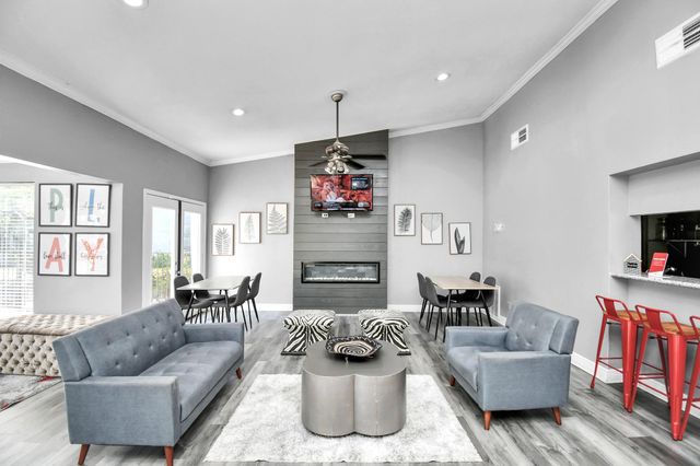 5959 Bonhomme Road 289R, Houston, TX 77036