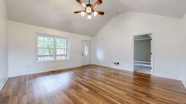 574 Keytown Rd, Portland, TN 37148