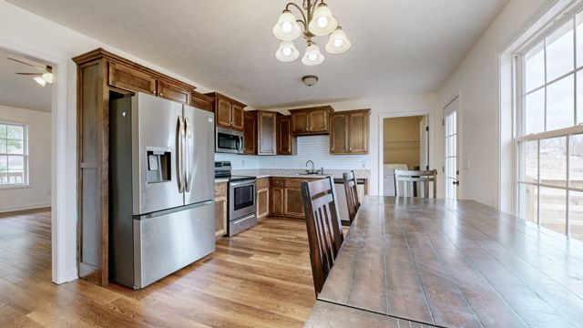 574 Keytown Rd, Portland, TN 37148