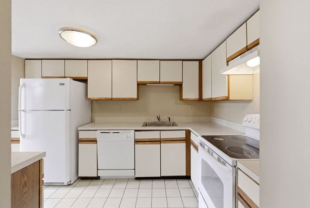 85 Brainerd Road 415, Boston, MA 02134