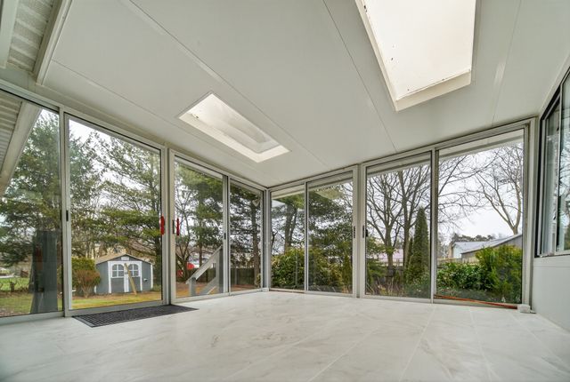 5009 HILLSDALE Avenue, Erie, PA 16509