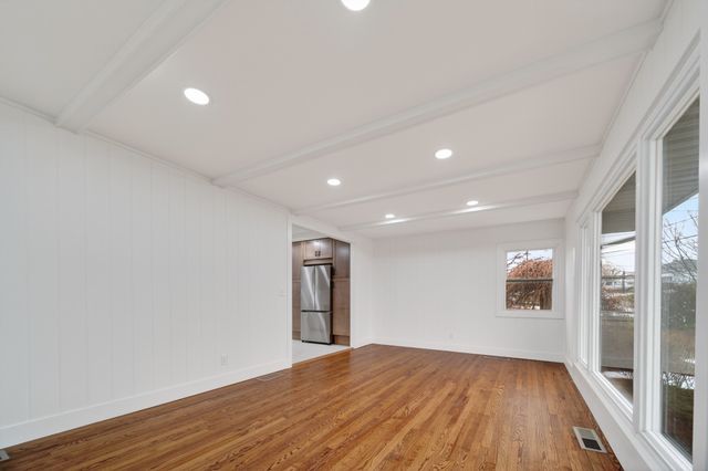 5009 HILLSDALE Avenue, Erie, PA 16509