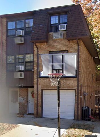15628 78th Street Apt 3, Howard Beach, NY 11414