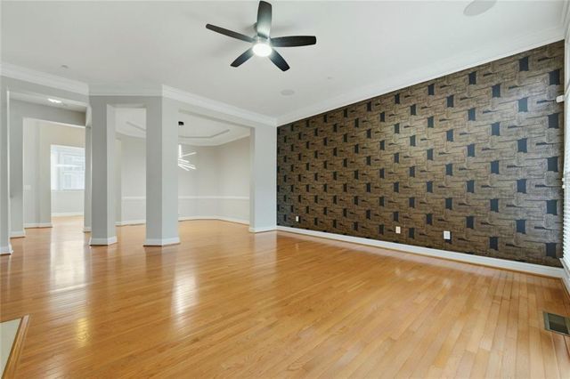 319 Creekbank Way SE, Smyrna, GA 30082