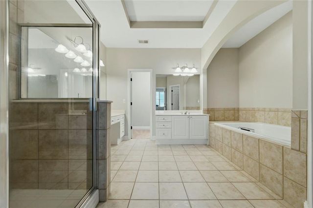 319 Creekbank Way SE, Smyrna, GA 30082