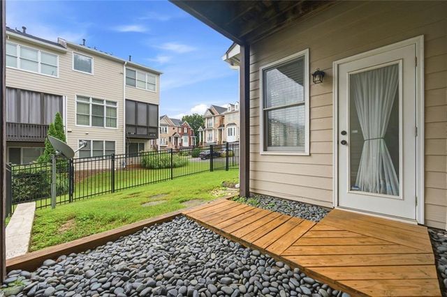 319 Creekbank Way SE, Smyrna, GA 30082