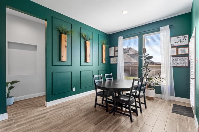 372 Chapel Hill Drive, Forney, TX 75126